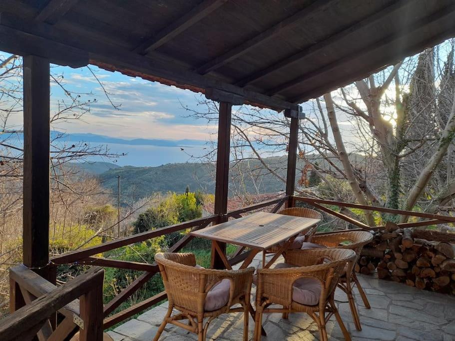 Villa Mountain And Sea View à Miléai Extérieur photo